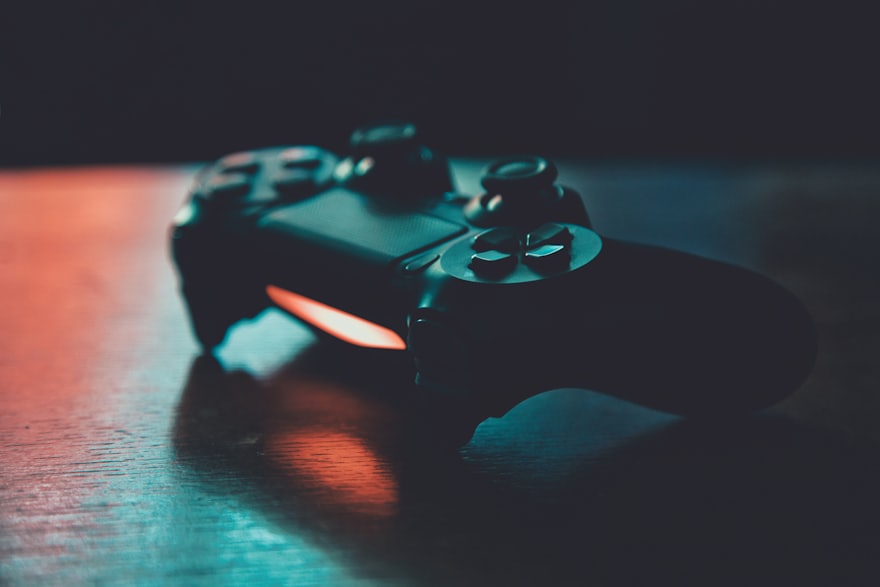 Game controller ready for a localised gaming session